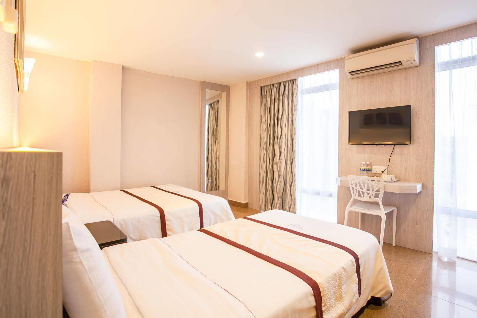 Lavender Inn Nusa Bestari Johor Bahru Buitenkant foto